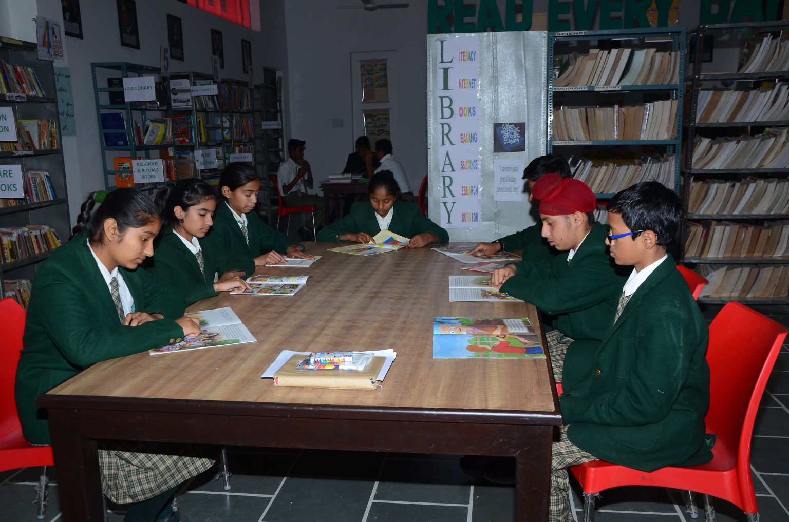 Creative activities at SPS